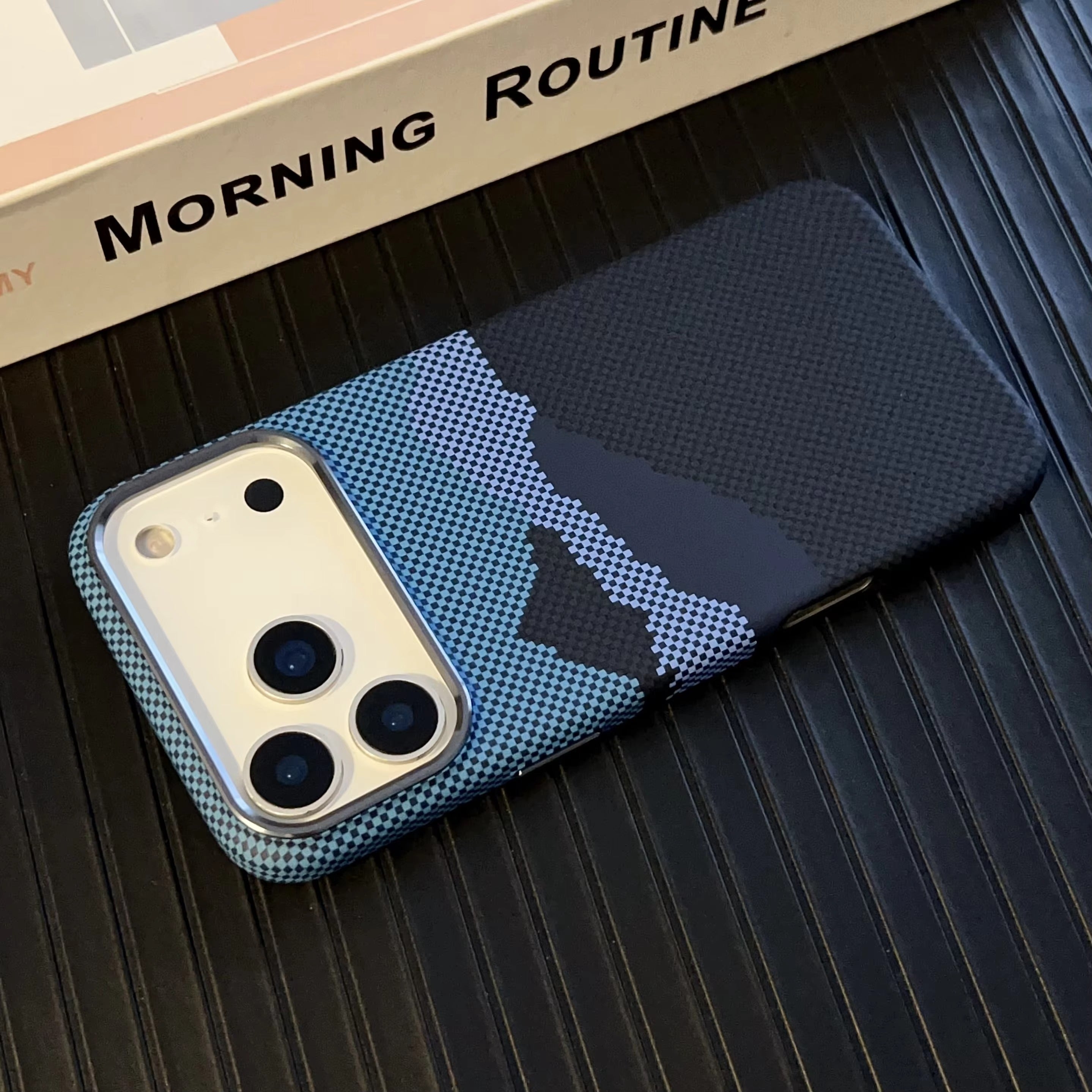 Luxury iPhone Case — 1500D Kevlar Carbon Fiber MagSafe Cover with Metal Lens Ring, Shockproof Anti-Fingerprint Anti-Scratch Textured Design