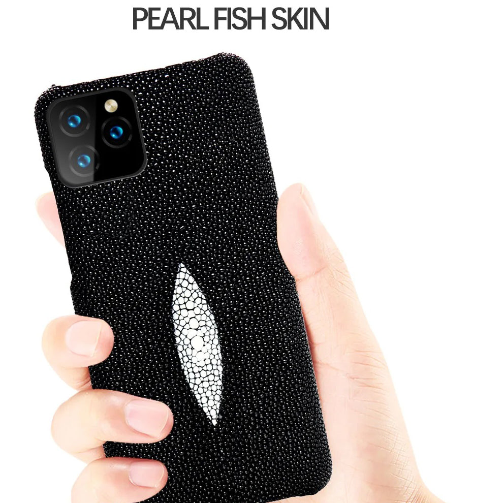 Luxury iPhone Case — Genuine Stingray Leather Shockproof Cover with Lightweight Half-Wrapped Design, Anti-Fingerprint Dustproof Protection and Premium Craft Finish