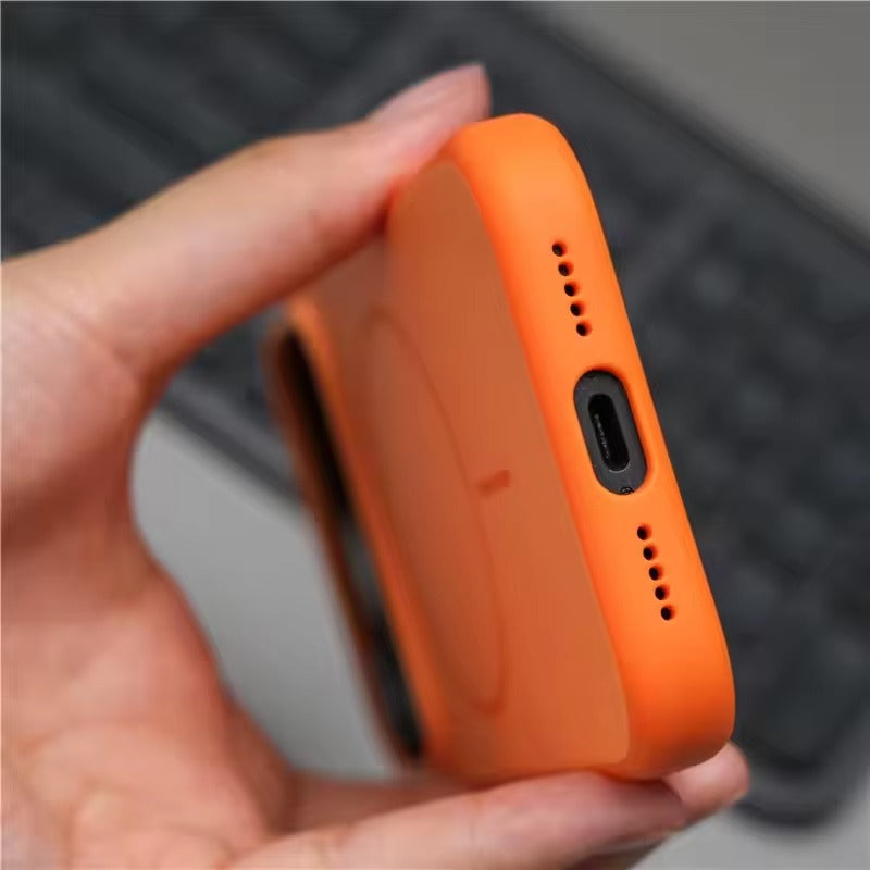 Luxury iPhone Case — MagSafe Frosted TPU+PC Shockproof Cover with Camera Button and Anti-Fingerprint Matte Design