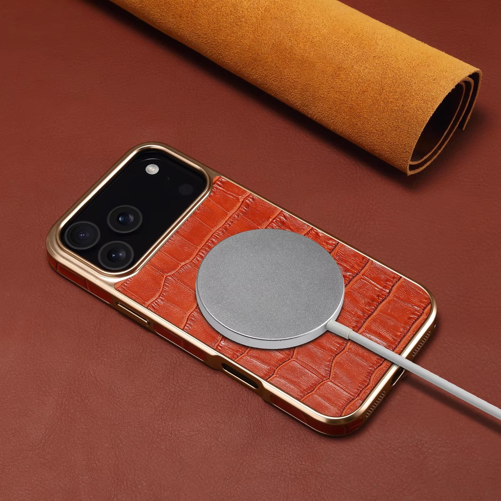Luxury iPhone Case — Magnetic, Anti-Fingerprint, Anti-Scratch Half-Wrapped Leather Cover with Crocodile-Texture Design and Protective Back Shell