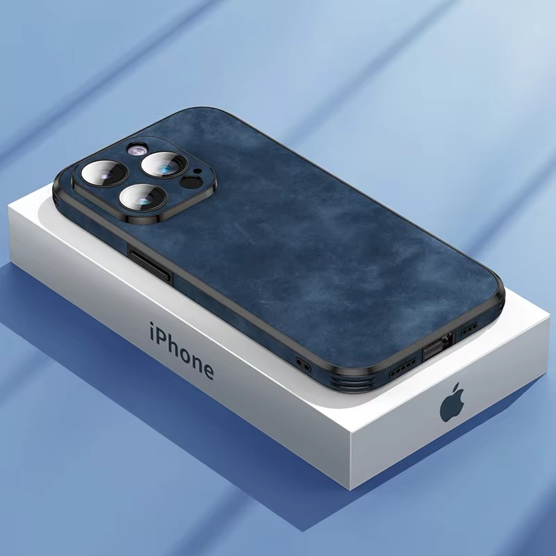 Luxury iPhone Case — Leather Bumper Cover with Lens Protection, Shockproof Full-Coverage Design, Magnetic Wireless Charging Compatibility and Anti-Fingerprint Scratch-Resistant Finish