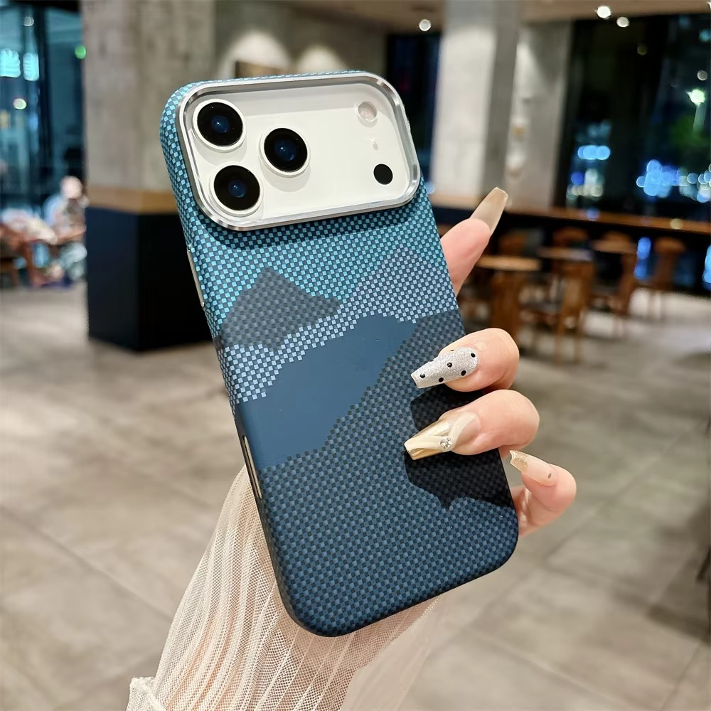 Luxury iPhone Case — 1500D Kevlar Carbon Fiber MagSafe Cover with Metal Lens Ring, Shockproof Anti-Fingerprint Anti-Scratch Textured Design