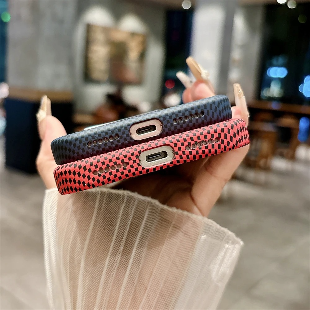 Luxury iPhone Case — 1500D Kevlar Carbon Fiber MagSafe Cover with Metal Lens Ring, Shockproof Anti-Fingerprint Anti-Scratch Textured Design