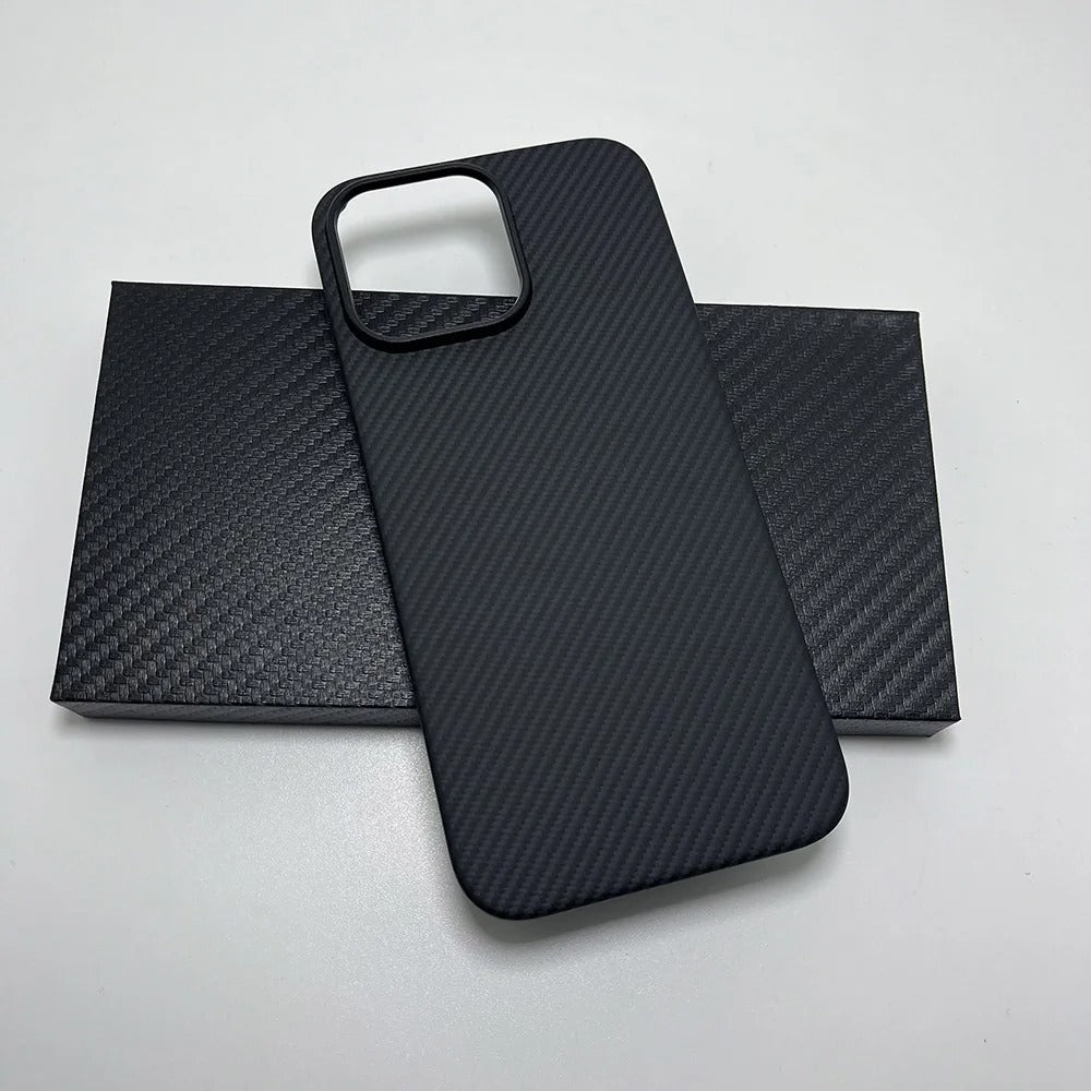 Luxury iPhone Case — Aramid Carbon Fiber MagSafe Cover with Ultra-Lightweight Half-Wrapped Protection and Durable Scratch-Resistant Texture