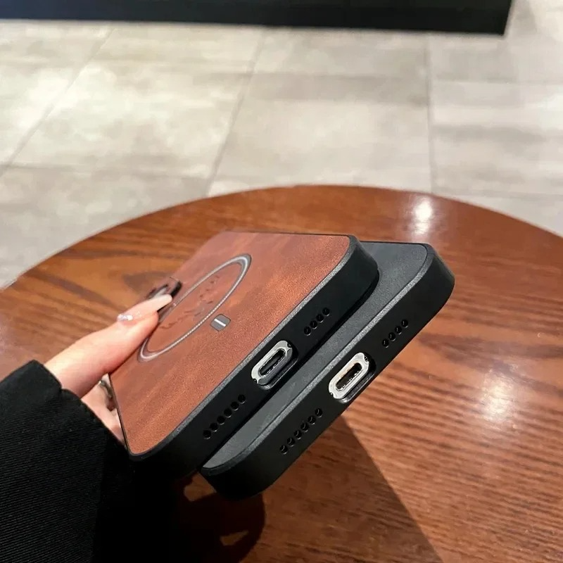 Luxury iPhone Case — Magnetic Deer Head Leather Cover with Shockproof Soft Protection, Wireless-Charging Support & Matte Anti-Fingerprint Design