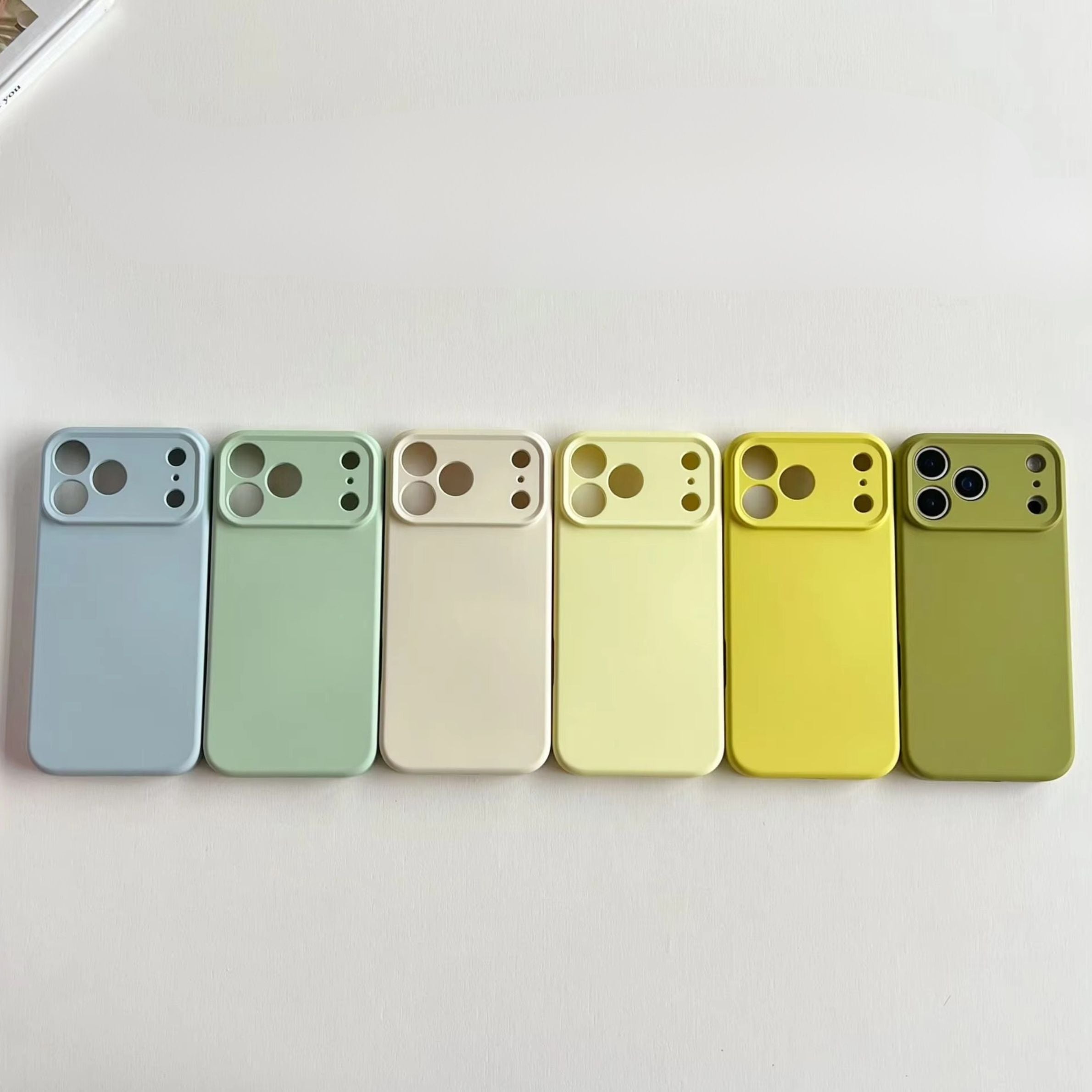 Luxury iPhone Case — TPU Shockproof Liquid Silicone Cover Magnetic Magsafe Protective Case for Wireless Charging