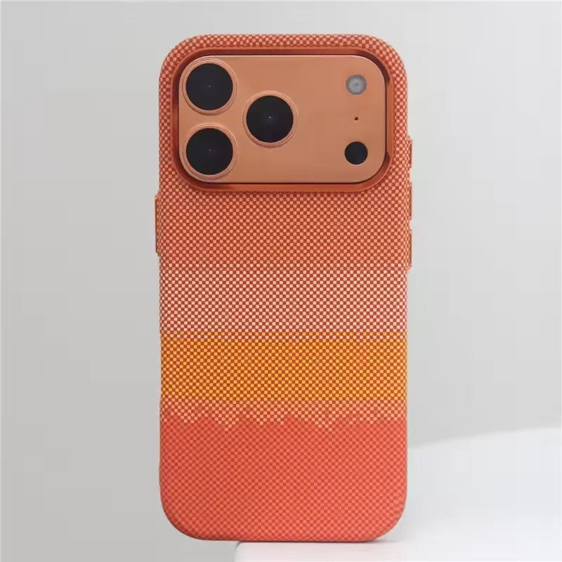 Minimalist iPhone Case — High-End Kevlar Carbon-Fiber Magnetic Cover with Slim Shockproof Design and MagSafe Wireless-Charging Compatibility