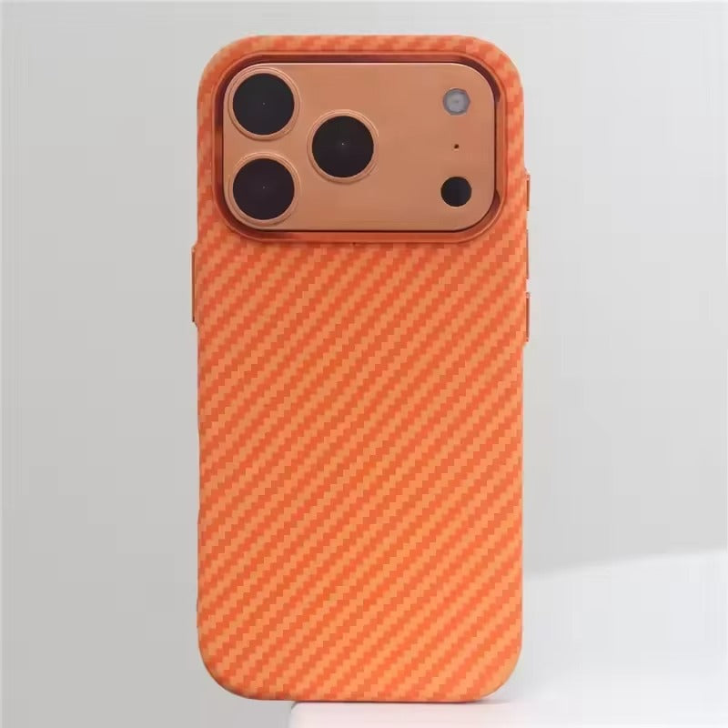 Minimalist iPhone Case — High-End Kevlar Carbon-Fiber Magnetic Cover with Slim Shockproof Design and MagSafe Wireless-Charging Compatibility