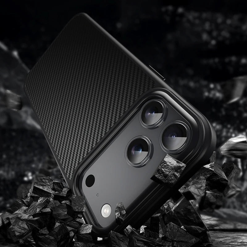 Premium iPhone Case — 600D Kevlar Magnetic Cover with Carbon Fiber TPU+PC Build, Anti-Fingerprint Shockproof Design & MagSafe Compatibility