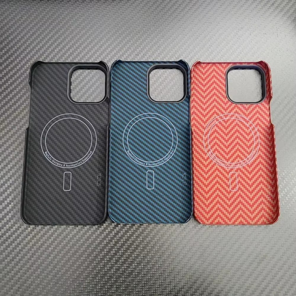 Premium iPhone Case — Thin Aramid Fiber Magnetic Cover with MagSafe Compatibility, Ultra-Lightweight Carbon Texture & Durable Half-Wrapped Design