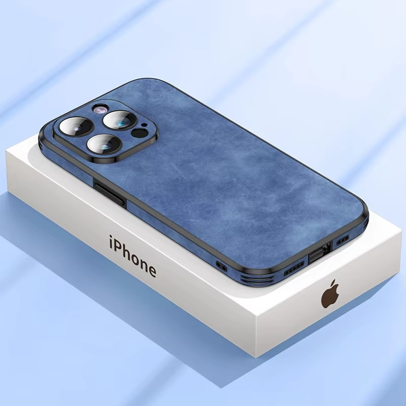 Luxury iPhone Case — Leather Bumper Cover with Lens Protection, Shockproof Full-Coverage Design, Magnetic Wireless Charging Compatibility and Anti-Fingerprint Scratch-Resistant Finish